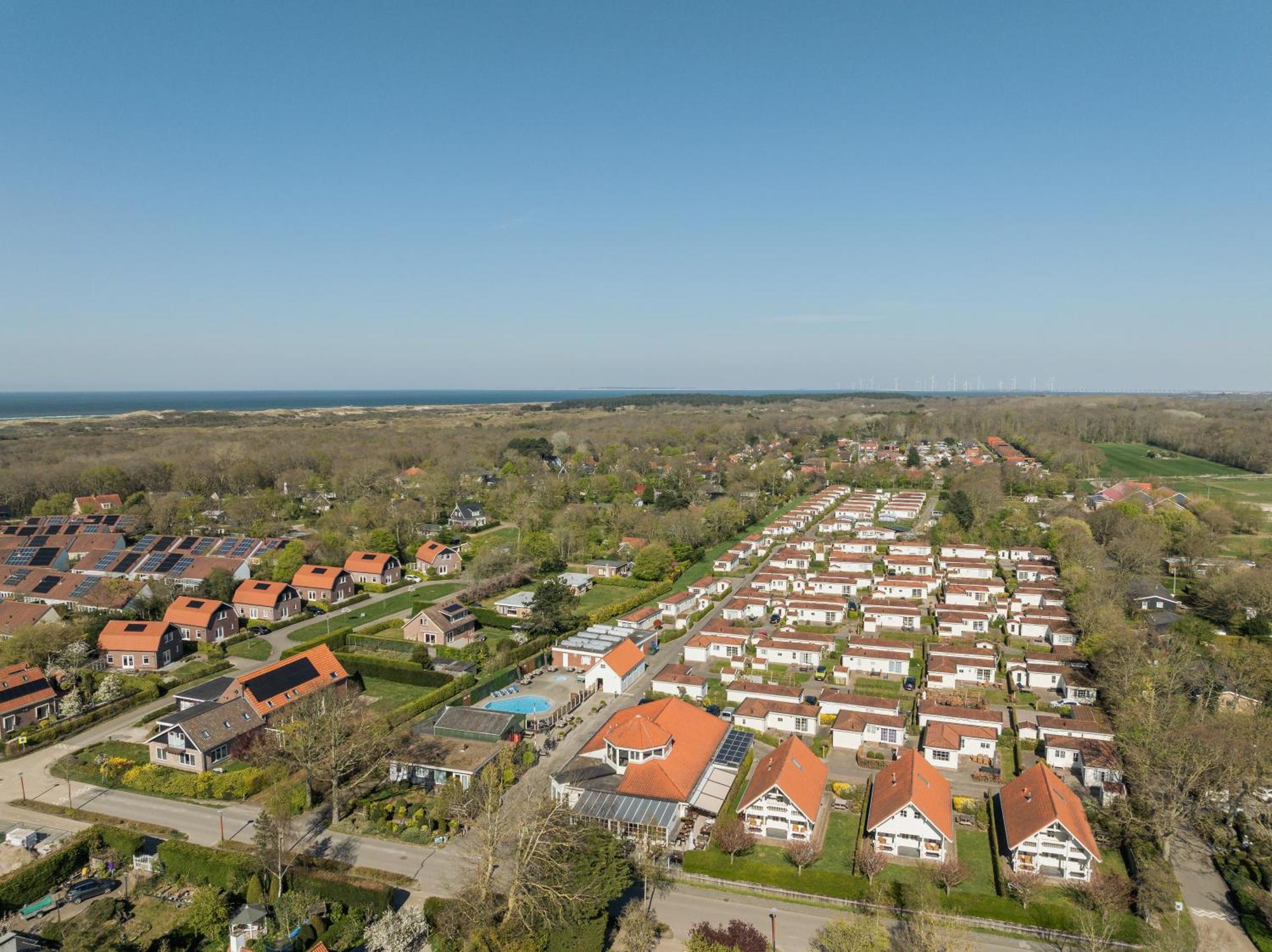 Holiday Park Dennenbos Осткапеле Екстериор снимка