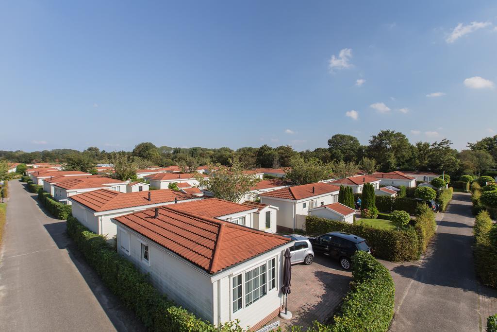 Holiday Park Dennenbos Осткапеле Екстериор снимка